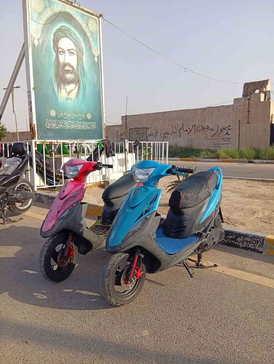 700
