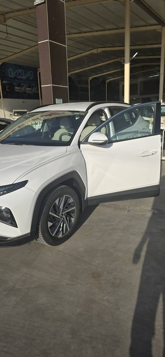 توسان 24 خليجي كفاله عامه من كل شي سعر 195بيه مجال ***********
