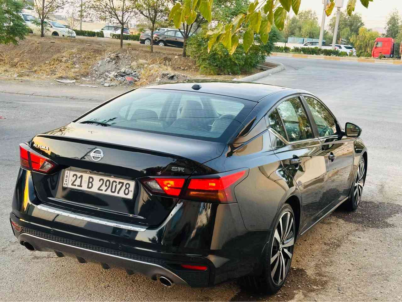 Nissan Altima 2022 SR
نیسان التیما ٢٠٢٢ SR
دووپارچە و پەلەیە بۆیاخ 
گێرو مەکینەی بەشەرت نەکراوەتەوە
٥٨ هەزار ڕۆشتوە
سەنەوەی تازەیە تا ٢٠٢٩ بەناو خۆمەوەویە 
سعری / ١٢٤$
                                                            *********** Singapore
