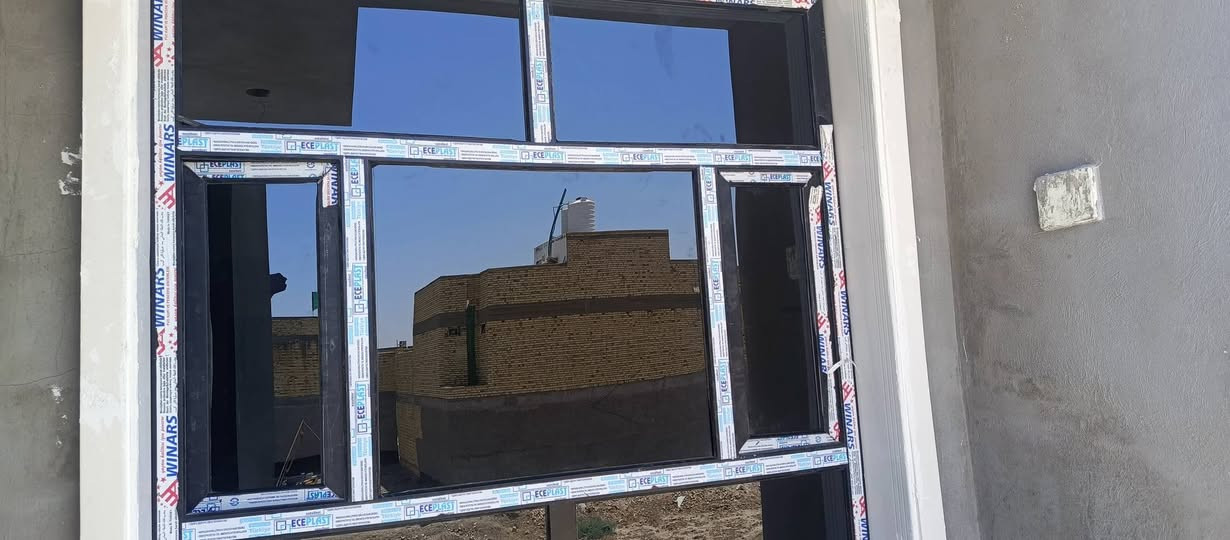 اسلام عليكم | كـادر👷🏻
عمل  شبابيك
وشـد جـام جميـع الألوان 
والجـام متوفر شغــل درجة أولئ💯
 
***********
