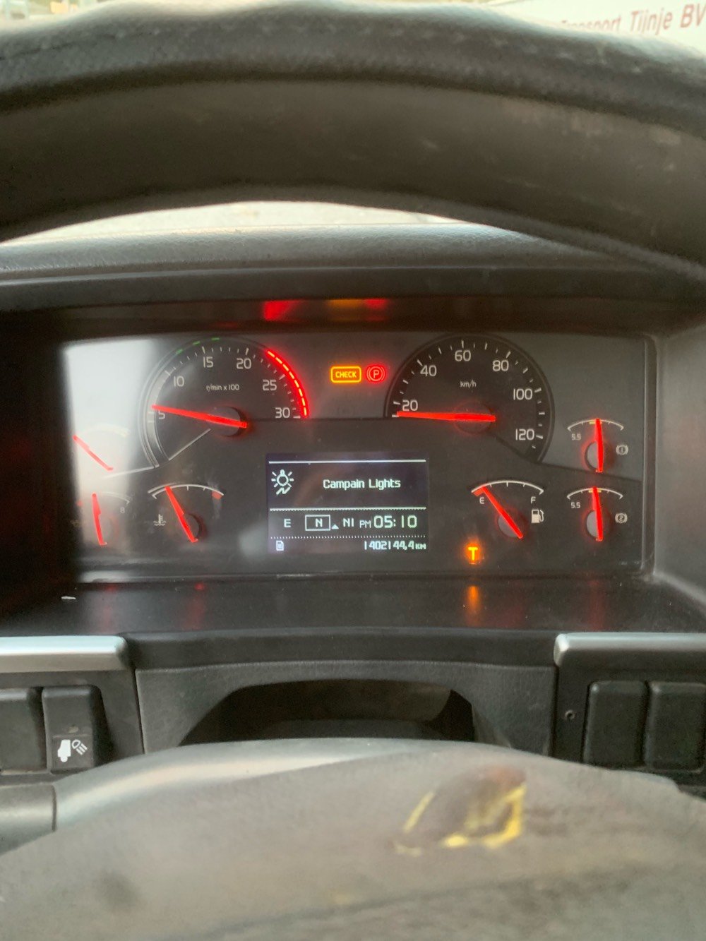 فولفو ٢٠٠٥ • FH500 • جير توماتيك