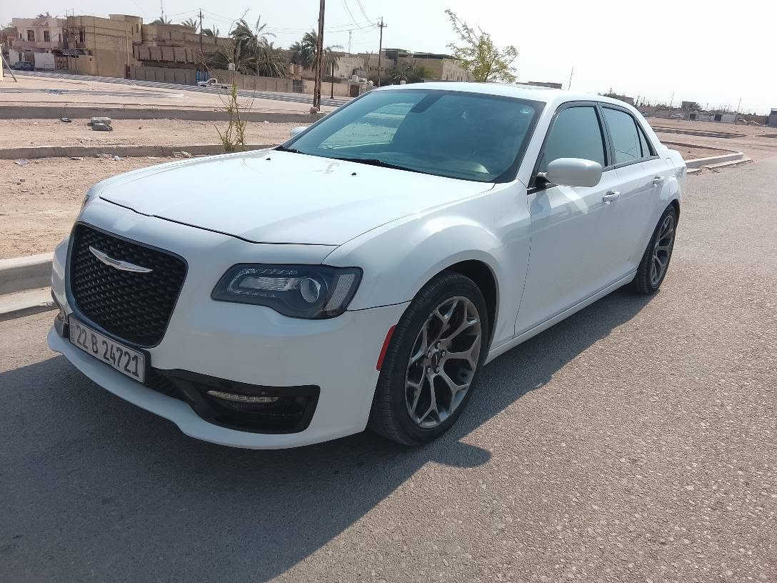 أوباما موديل 18 S اصلي رقم اربيل سنويه 29 سياره جديد حلوه  فول مواصفات واحد على واحد سعر كلش مناسب
كجات 260
شفتات استرن 
بانوراما ويل 20
تبريد اكواب 
وبعد بيه اهواي مواصفات 
السعر 260 وبيه مجال قليل
العنوان البصرة تلفون *********** الزبير, البصرة

