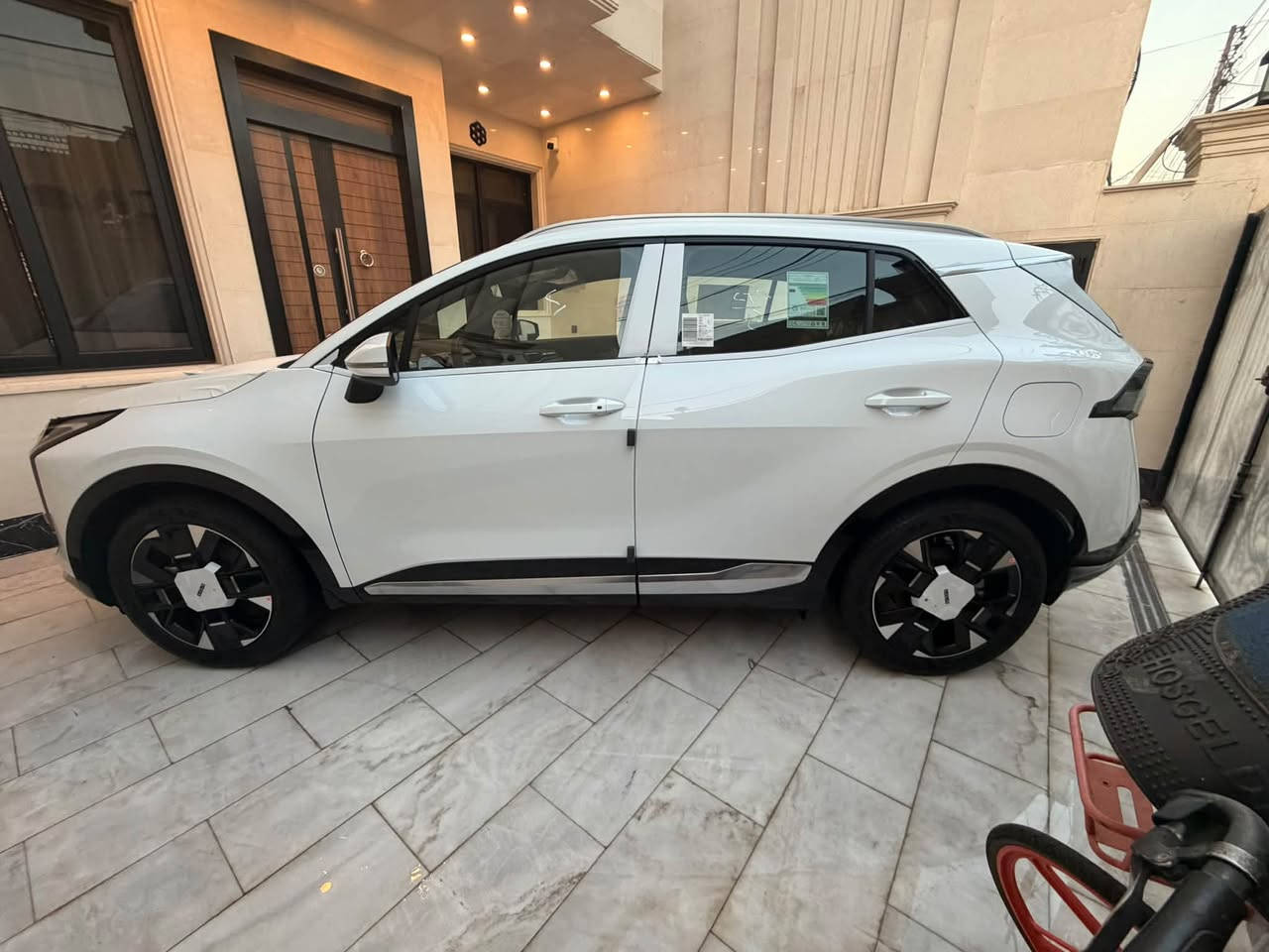 سبورتج 2026 زيرو مرقم وجاهزه بغداد رقم مميز فول قماره حديد كراسي جلد لون جملي كهربائية تدفئة وتبريد ويل حجم 19 انج لايت زنون بك لايت لد شاشه متصلة تبريد مناخين حساس أمامي وخلفي تبريد خلفي صندوق كهرباء سايد بريك كهربائي بصمه وتشغيل عن بعد مرّي كهرباء شاحن وايرلس ( 6 ايرباك ) بيانو بلاك كروز مثبت سرعه اربع انظمه قياده حساس مطر . مكاني بغداد السيديه السياره باسمي تحويل مباشر ثاني يوم مبايل ***********
