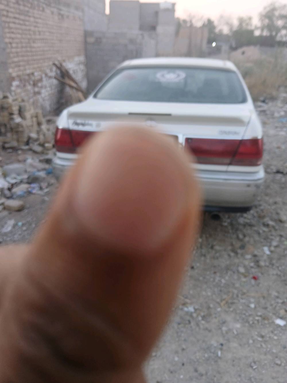 سيار ملكه البيع ادواد متومه سلمانيه سياره خير من الله مشتري هسه تخم تاير جديد سياره فول اربع دكام معروفه مواصفات الملكه سياره اروح بيها لدوام ونزل مامتعوبه هذا رقم ينصل عليه(***********)مدواجد على الوتساب