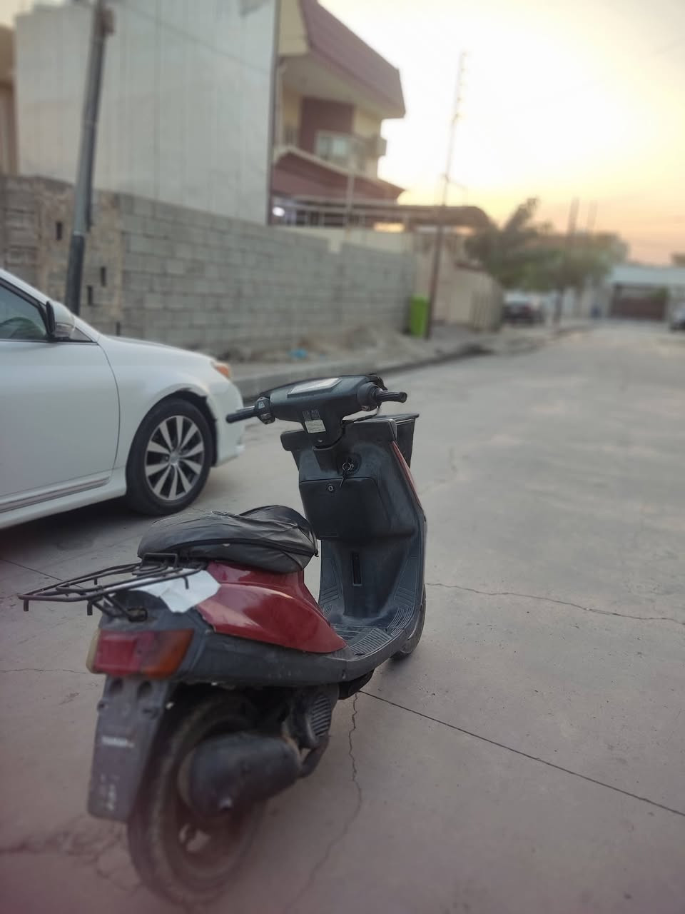 السلام عليكم ماطور ياماهه للبيع شغال ما بي اي عيب كفرات نضيف كابريتر نظيف تايرات وياله كله نضيف السعر 225وبي مجال حك الجيه الرقم اتصل وبيك خير***********
