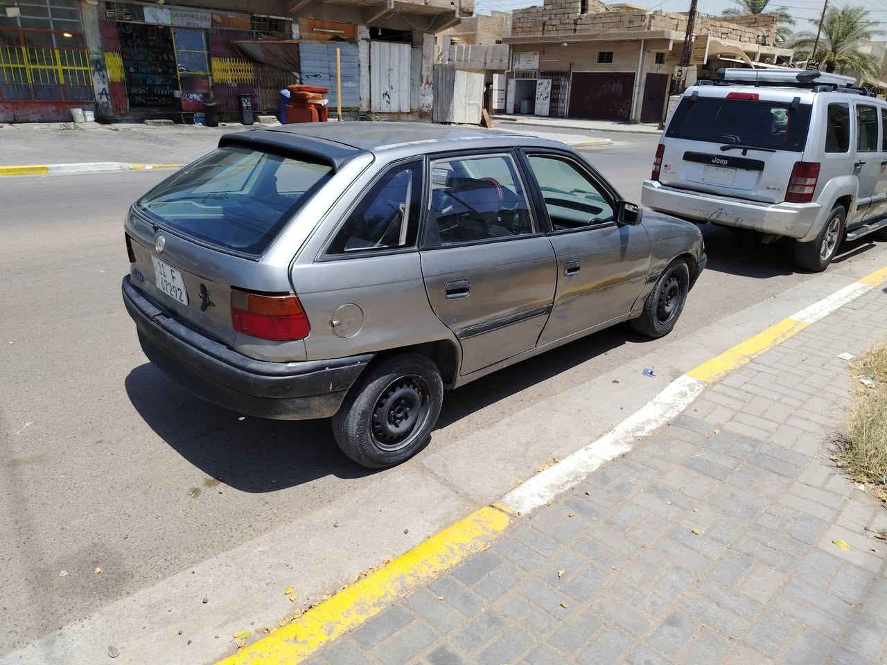 السلام عليكم اوبل استر موديل ١٩٩٣ باسمي رقم دولي سيارة جاهزة خياس مابيها صدر نظيف المكينة بيها نفخ سعرها ٣٠وبيها مجال للشراي العنوان بغداد ***********
