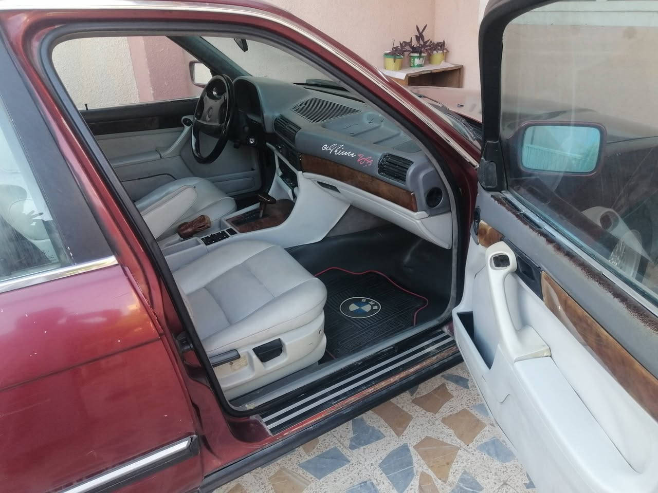 بي ام دبليو 735 نينوى موديل ٩١ مكينه وگير شرط بيها قطعتين صبغ بلا دواخل ابيعك صبغ احزام ملاحظة اذا مقدمة زينه هم ابيع واقل مقدمة 25 وما اعاملك مرتين اما نقد او مقدمة وكلشي بسعر للاستفسار الاتصال على الرقم ***********
