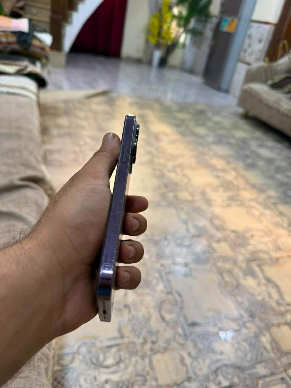 ايفون 14 برو ماكس ماستر عربي شرق اوسط ذاكره 256 بطاريه 90 مكفول فقط ظهره مبدل بدون ملحقات سعوه 770 بدون مراوس فقط بيع توصيل ماعندي مكاني بغداد التاجيات ***********
