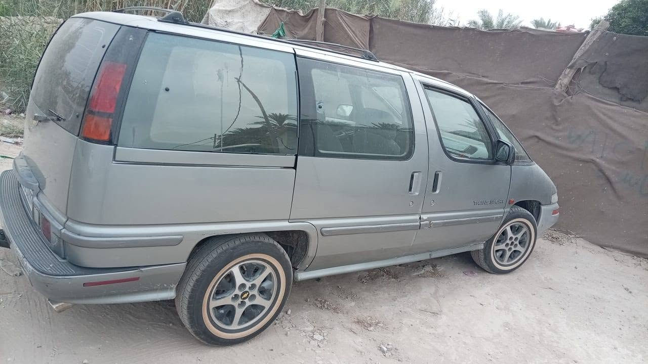 موديل ١٩٩٤ • ٧ راكب • رقم انكليزي