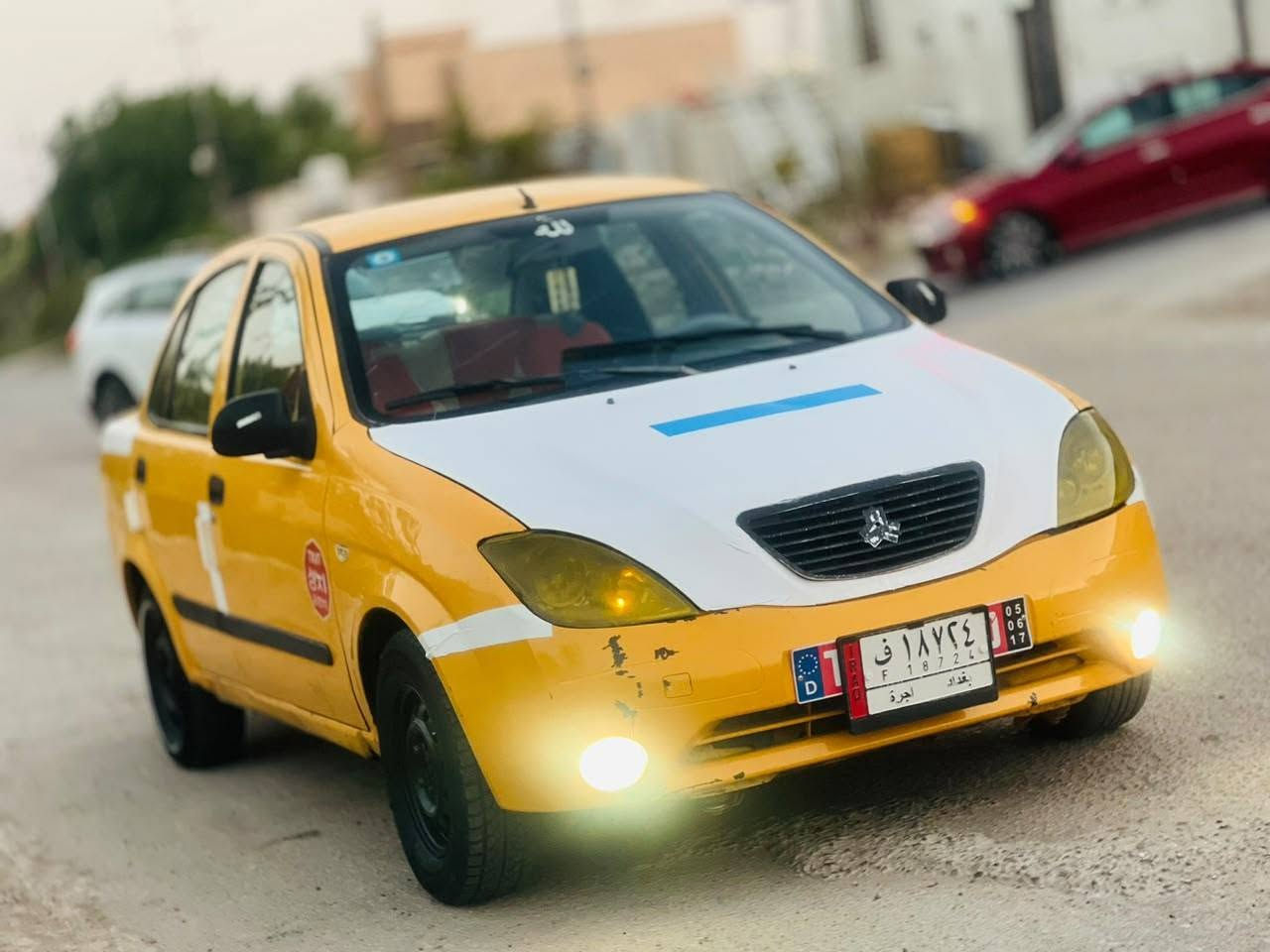 السلام عليكم طيبه ٢٠١٥ مكفوله من الضربه بيها صبغ شبر جاملغ خلفي بدون ضربه كير ومحرك كفاله حداديه جديده تبريد ثلج مصفره هيئة وغرامات رقم بغداد سنويه ل٢٩ تخم تاير جديد العنوان بابل قرب سيطرت الاثار السعر ٣٠ وبيها مجال لشراي ***********
