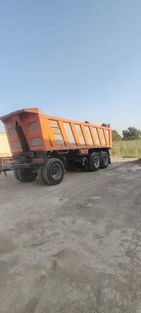مقطورة • للبيع