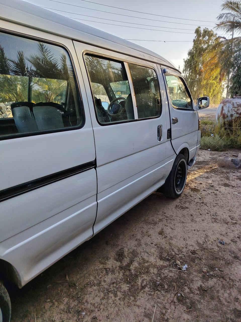 السلام عليكم جنبي h1 سيارة نضيفة خير من الله كير محرك كاردن مكفولة سيارة معمرة جاهزة كبل للشارع سعر ٨٣
***********

