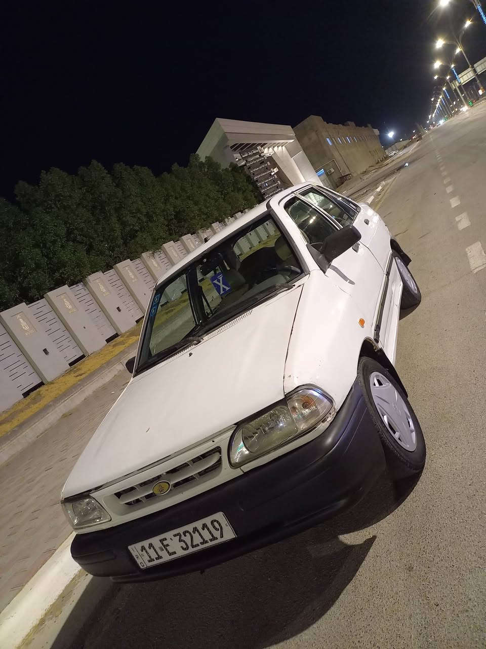السلام عليكم حبايب سايبه موديل ٢٠١٢ رقم بغداد دولي سنويه مجدده لل ٢٠٢٨ وهزه جديده ومصفره غرامات مكينه وكير جدد سياره جاهزه علا اخر حبايه ونضيفه بشكل بدون حادث قوي بيها طخه بخشم الجاملغ الأيسر فقط سياره جديده ومال جناي السعر ٣٠ وبيها مجال العنوان كربلاء للأستفسار الأتصال 
 ***********
