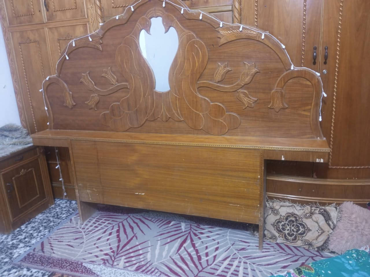 تاج سرير