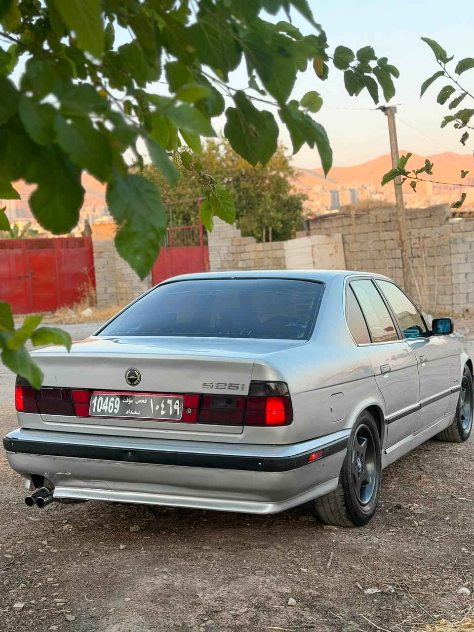 نمونەی جوانی♥️
علوج علوج.!
نرخەکەی ١٧ گەڵا💵
ناونیشان سلێمانی
مەکینە ٥٢٥ کەپس
گێڕ عادی
مۆدێل ١٩٩١
سڵاید
٢ جام کارەبا
گێچ ئەڵقە
نەک دەعم قرچی بەسیتیشی نیە
گێڕو مەکینە ئەکسل کلاجو عەینە کارەبای تەقەو رەقە بەشەرتی هەزار فیتەر
ماشەللە لە قوەتو هەلسانی
مەکینەی یەک قەترە دوکەڵی نیە
گێڕو مەکینەی زیا لەحەد مەزبوتو بەقوەتە
٤ تایەو ویلی ٩٥ی جوان
ژێری لەسەیارەکە جوانترە
کامل هەمو گیانی بەشەرت
ناو داخلیەکی لۆک لۆک
زۆر مەزبوتە سەیارەکە
دەعامی بۆ دەعامی بەشەرت
١ چرکەو ١٠٠ دۆلار ببڕە
توخوا کە هاتی بۆلام فیتەر بێنە بۆ فەحس
بۆ زانیاری زیاتر پەیوەندی بکەن
ئاڵو گۆڕ ناکەم 
***********بەس سیم
*********** فایبەر واتساپ
ئەدمینی گوڵ♥️

