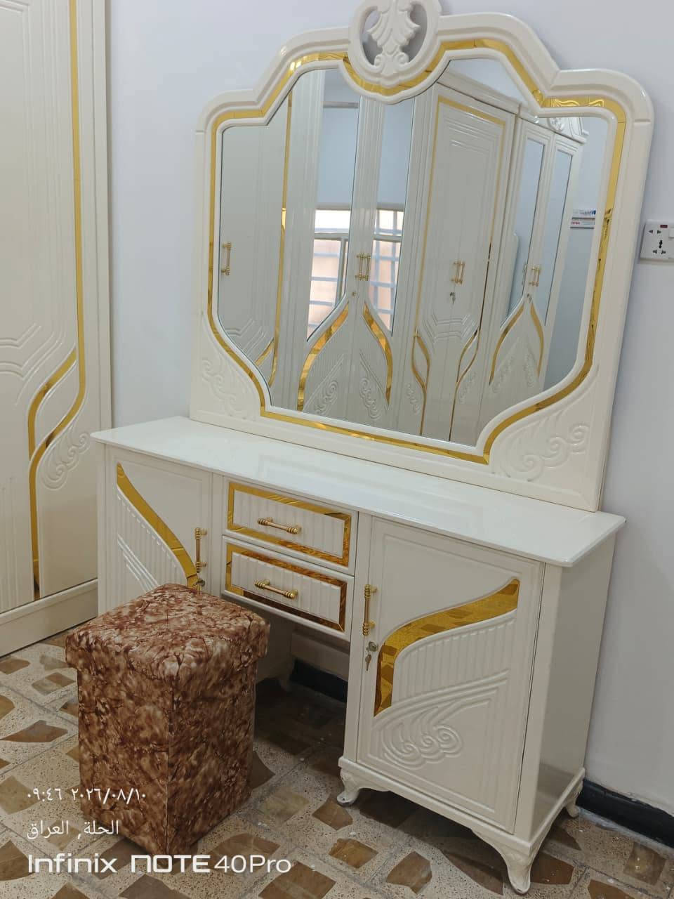 غرفة نوم نجاره عراقي تصميم تركي غير مستعمله  ولا يوم والله شاهد ع كلامي  السعر مليون 900 المكان بابل حله الاستفسار الاتصال ع الرقم  ورجأ لحد يكسر بسعره  ***********
