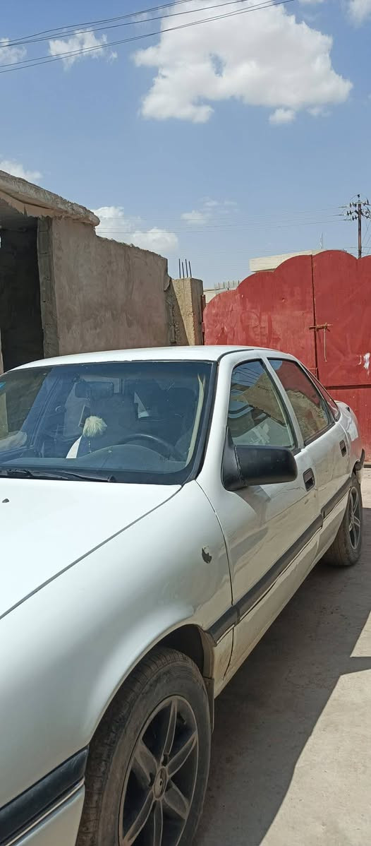 السلام عليكم
اوبل فكترا للبيع حجم16 

كير شرط محرك شرط 

رقم انبار دولي شرعي بالموصل شرط التحويل

طخم تاير جديد حداديه جديد 

السياره بدون صبغ  بدون اي ضرر  

بريك ABS 

ويل كب مرتب سياره مال جناي 

السعر 38 بيها مجال قليل

***********
