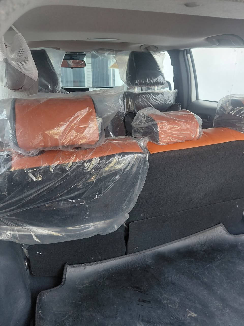 كورلا كروز هايبرد صيني ماشيه ١٦ الف رقم بغداد بااسمي فول مواصفات بيها طخه بسيطه بالجاملغ والباب السعر ٢٨ مليون ***********

