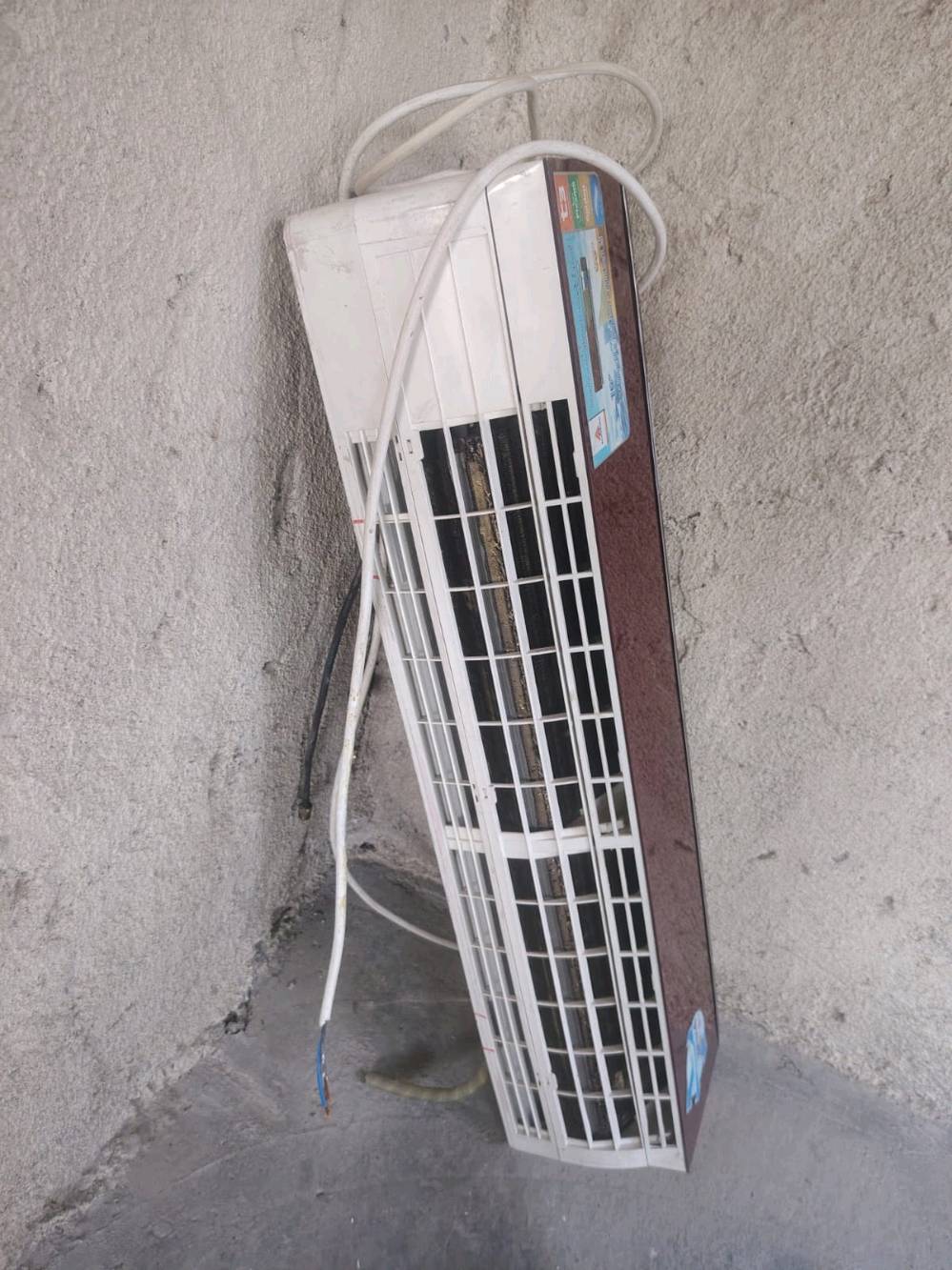 السلام عليكم سبلت الحافظ 2 طن ب550   و بي مجال