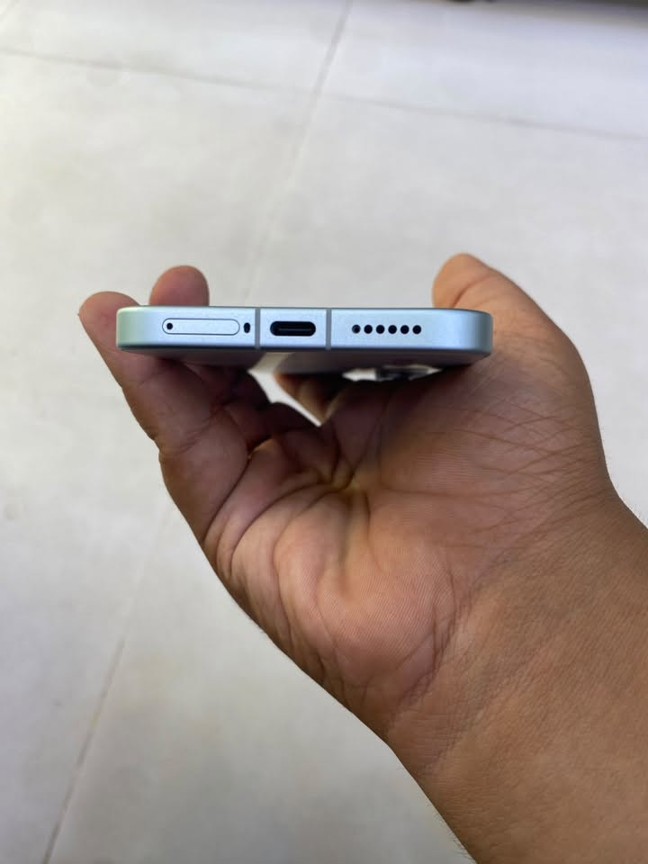 سلام عليكم
عندي هاذة الجهاز للبيع 

                                                                      POCOX8pro

الجهاز مستعمل  عشر ايام  عدد الدورات 12مرة بطارية 🔋 100 الجهاز ملحقاتة ضايعة السعر 550 للاستفسار واتساب ☎️***********

اثير قفط اتصال ☎️ ***********

الذاكرة 512
