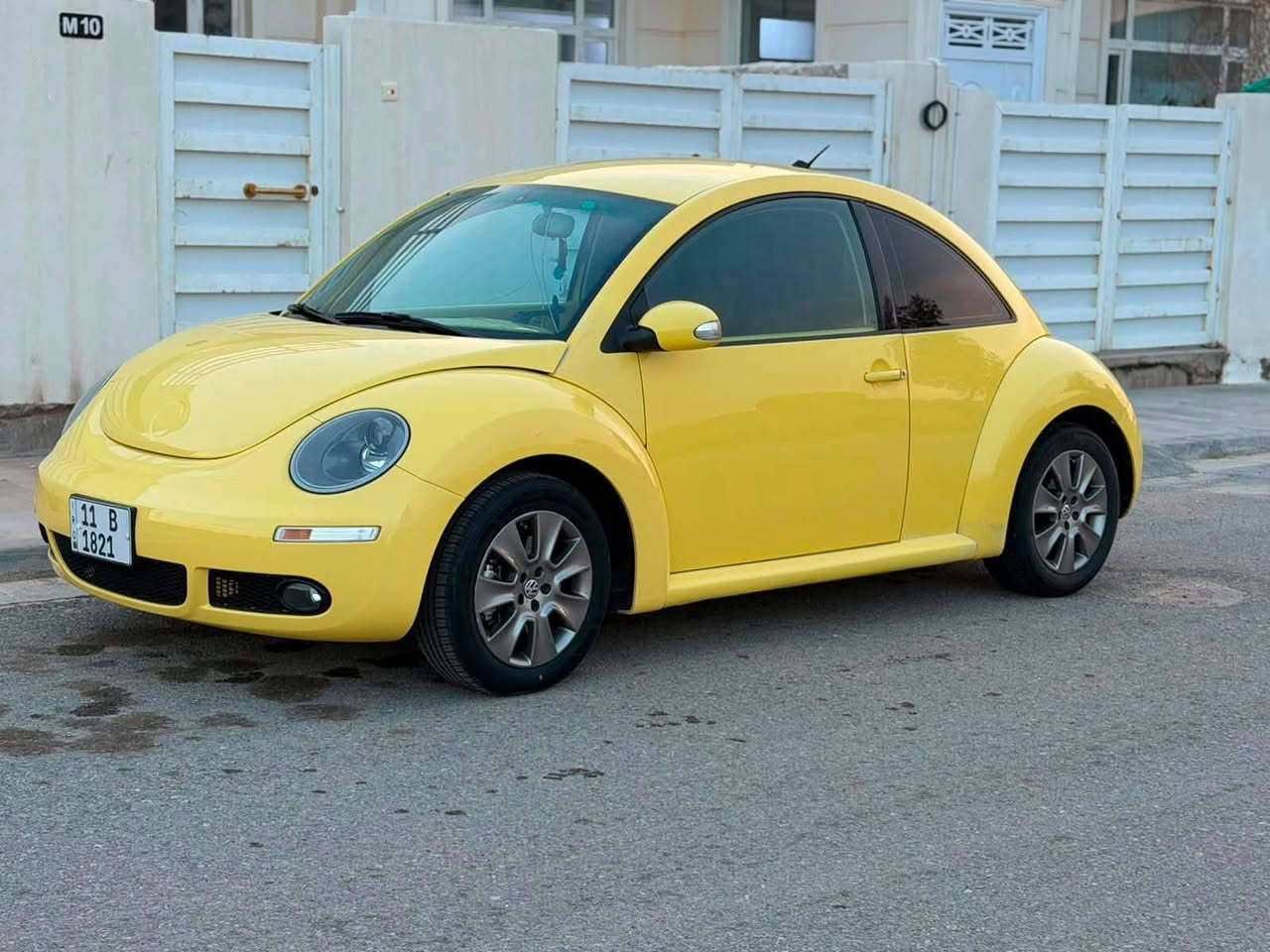 بيتل 2011 رقم بغداد 4 ارقام سيارة حلوة وجاهزة غرفة نظيفة تخم تاير شاشة كهربائيات لايت زنون صدر محرك 2500 يعني 5 سلندر …. نقصها فقط مشط ستيرن
السعر 65 ورقة وبيها مجال  
للاتصال ***********
