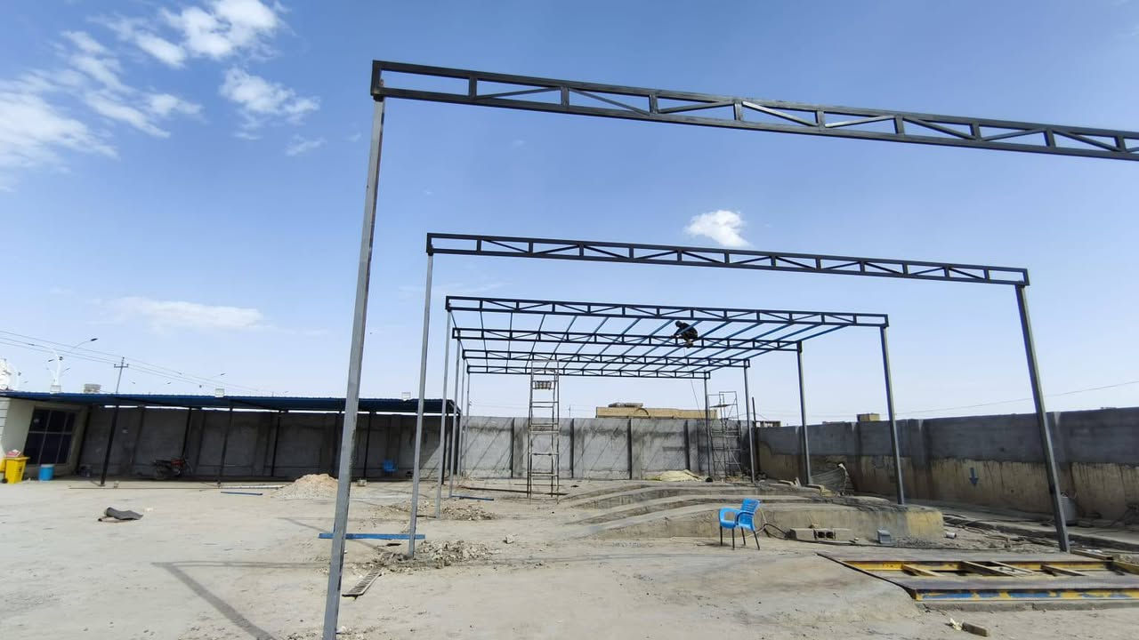 حداد متنقل • جملونات • سقايف