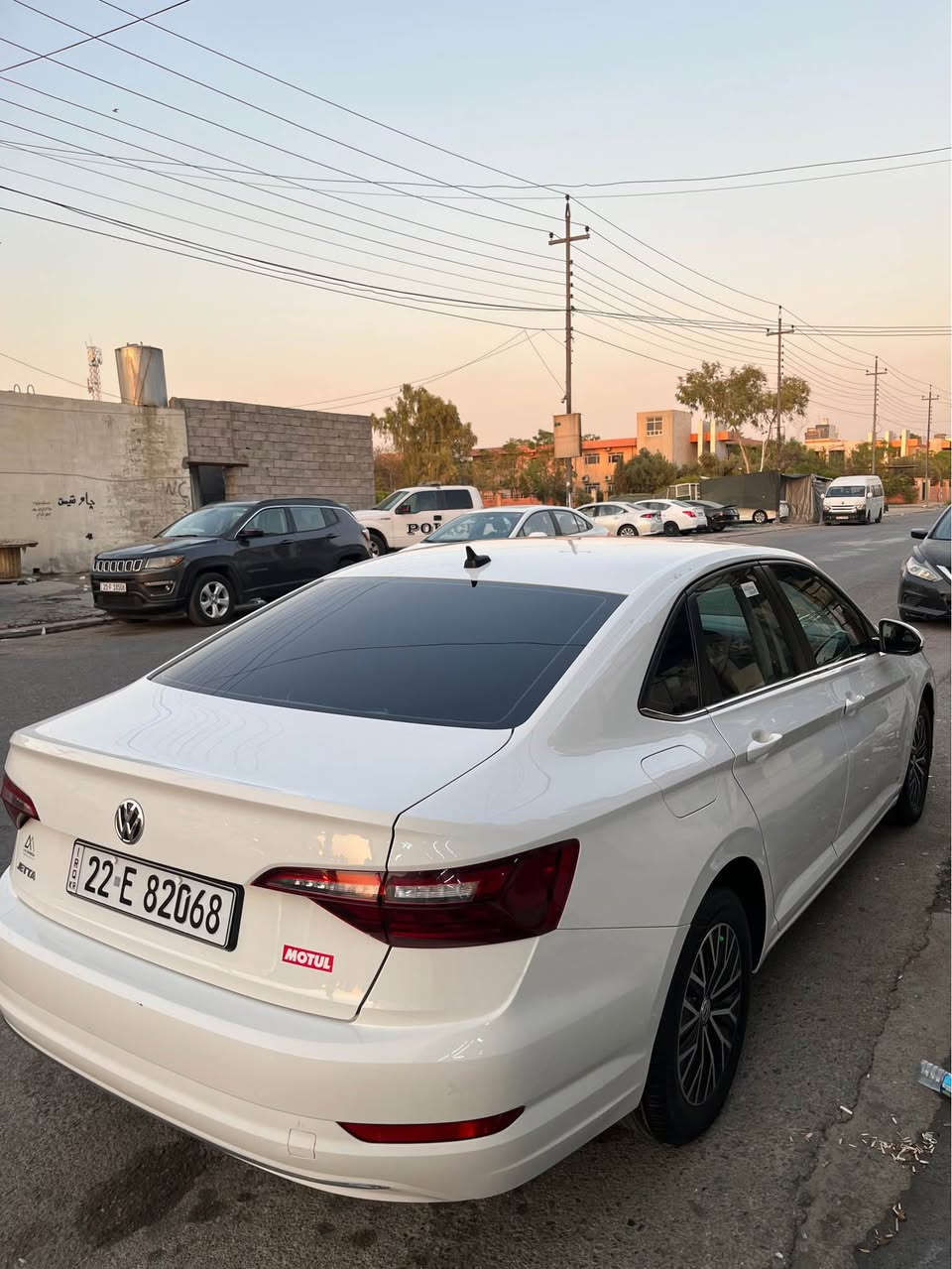 جيتا موديل ٢٠٢١ s يك جاملخي بيشه وه بوياخه و نيو ده رگاش بوياخه  يك پارجه ش امريكايا بيش و بشت كبس ارباك به س شان ته قيه گير و مه كينه به شه رت به ناو كردن به شه رت سياره كي باكو خاوين ماوته وه… *********** أربيل, العراق
