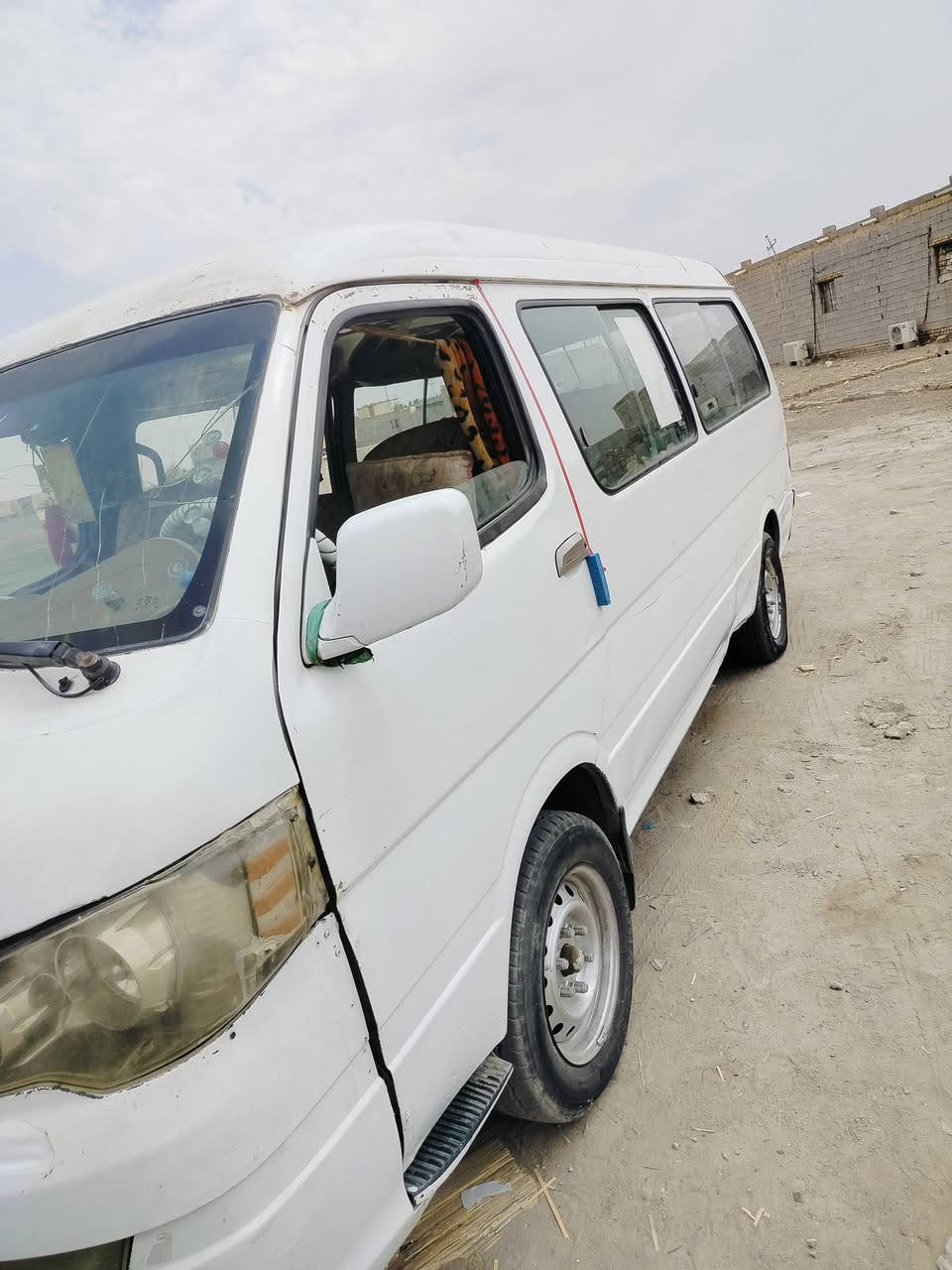 سلام عليكم جنبي للبيع مو صليه السعر 28  سيارة جاهزة مال شغل المكان الناصرية رقم الهاتف ***********
