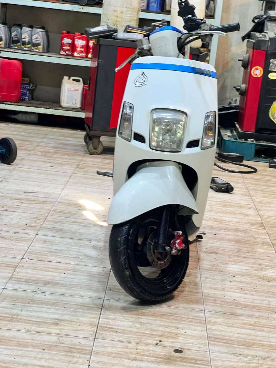 بوليس • ٢٠١١ • قابل تفاوض
