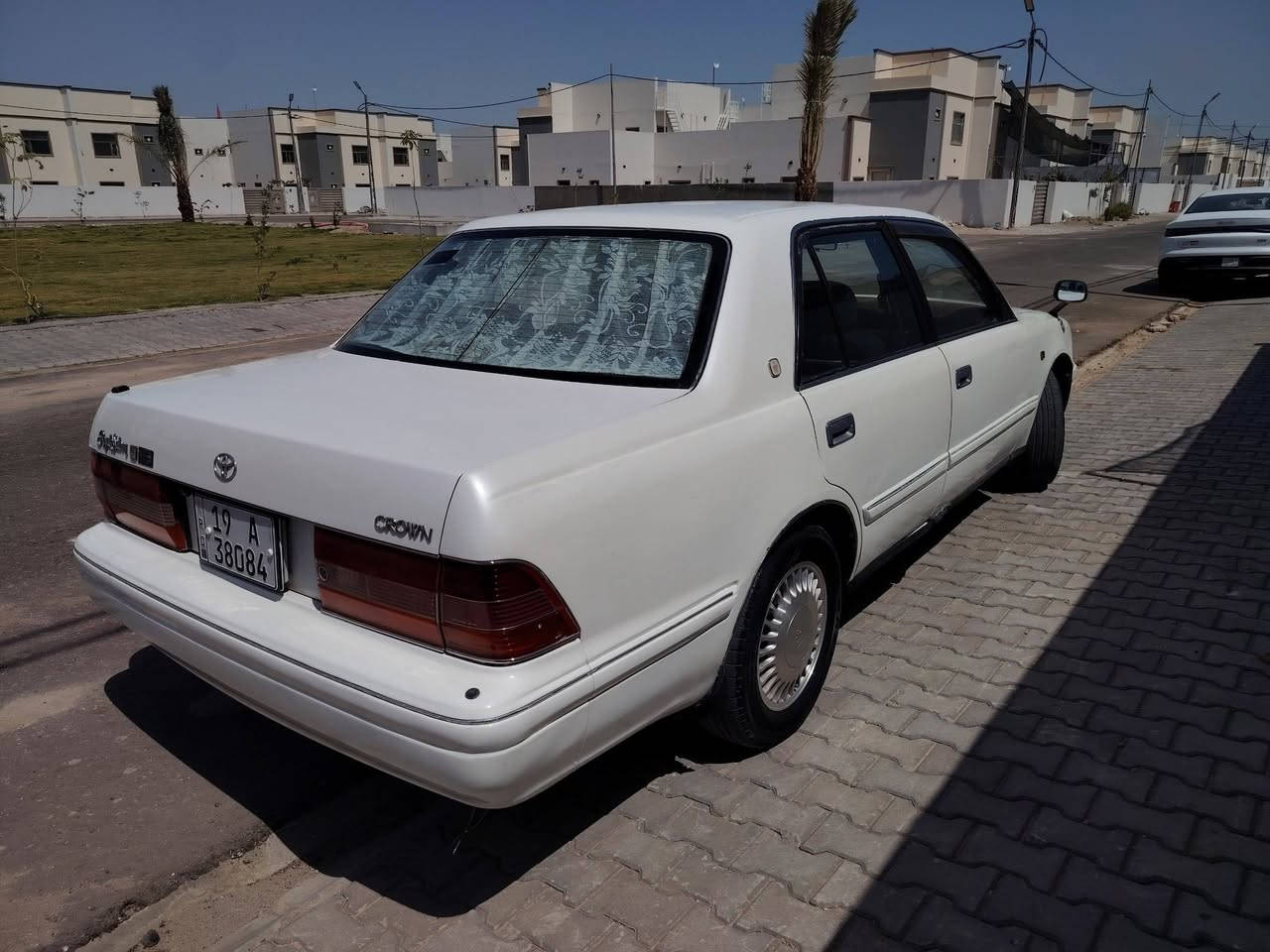 راس الثور (تكم) موديل 2000 رقم دولي
بأسمي تحويل ثاني يوم مكفولة من گص ونقل جثة 
گير محرك فيشة وبطل حدادية كلهن عالشرط مكفولات 

كهربائيات كلها شغالة شاشة كبيرة كامرة 

تبريد ثلج 

مصابيح زنون اصلي 

بيها منظومة غاز 

السيارة بيها ضربة من امام .. بدون لغود وشواصي 

السعر 87 مجال قليل 

العنوان النجف ، حي النداء 

موبايل ***********
