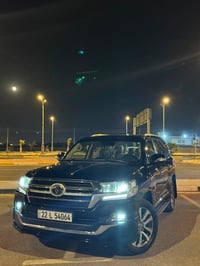 لاند كروز VX.S موديل 2019 السياره ماشيه 113,000KM  السياره كلين تايتل ...