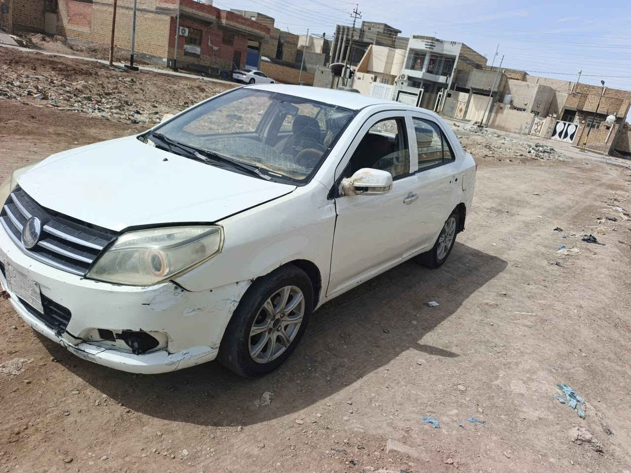 السلام عليكم
سياره جيلي موديل13للبيع مكينه كورلا لاتنقيص لاتبخير گير عادي شواصي جدد مابيهن قطره خياس سيارة حلوه عوزها ترتيبات شويه تحويل مباشر  السعر 18وبيها مجال للتواصل ***********
مكاني ذي قار قلعه سكر
