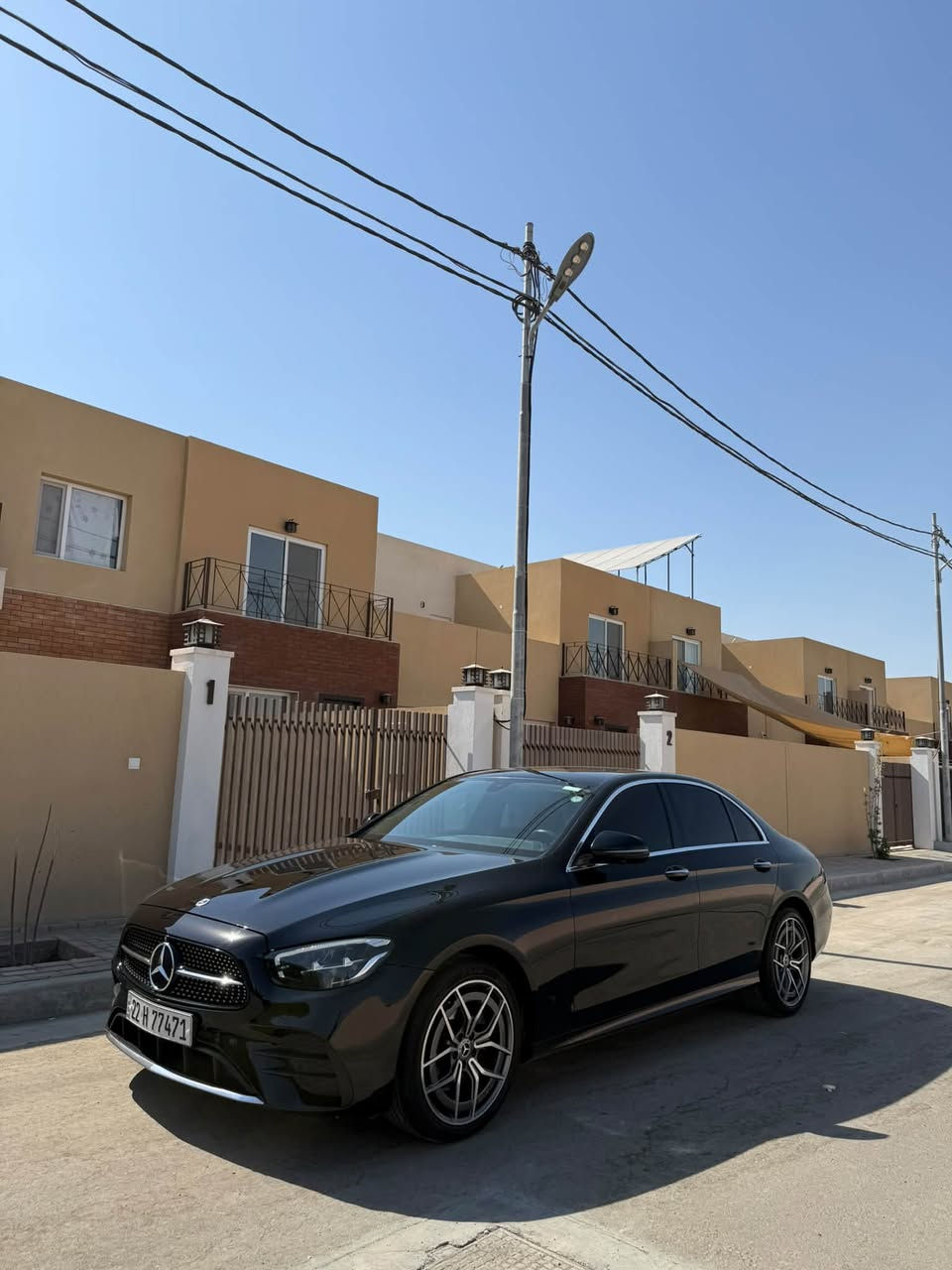 مرسيدس e200 bcm 2023  مكفوله 
موصفاته معروفه 
***********
