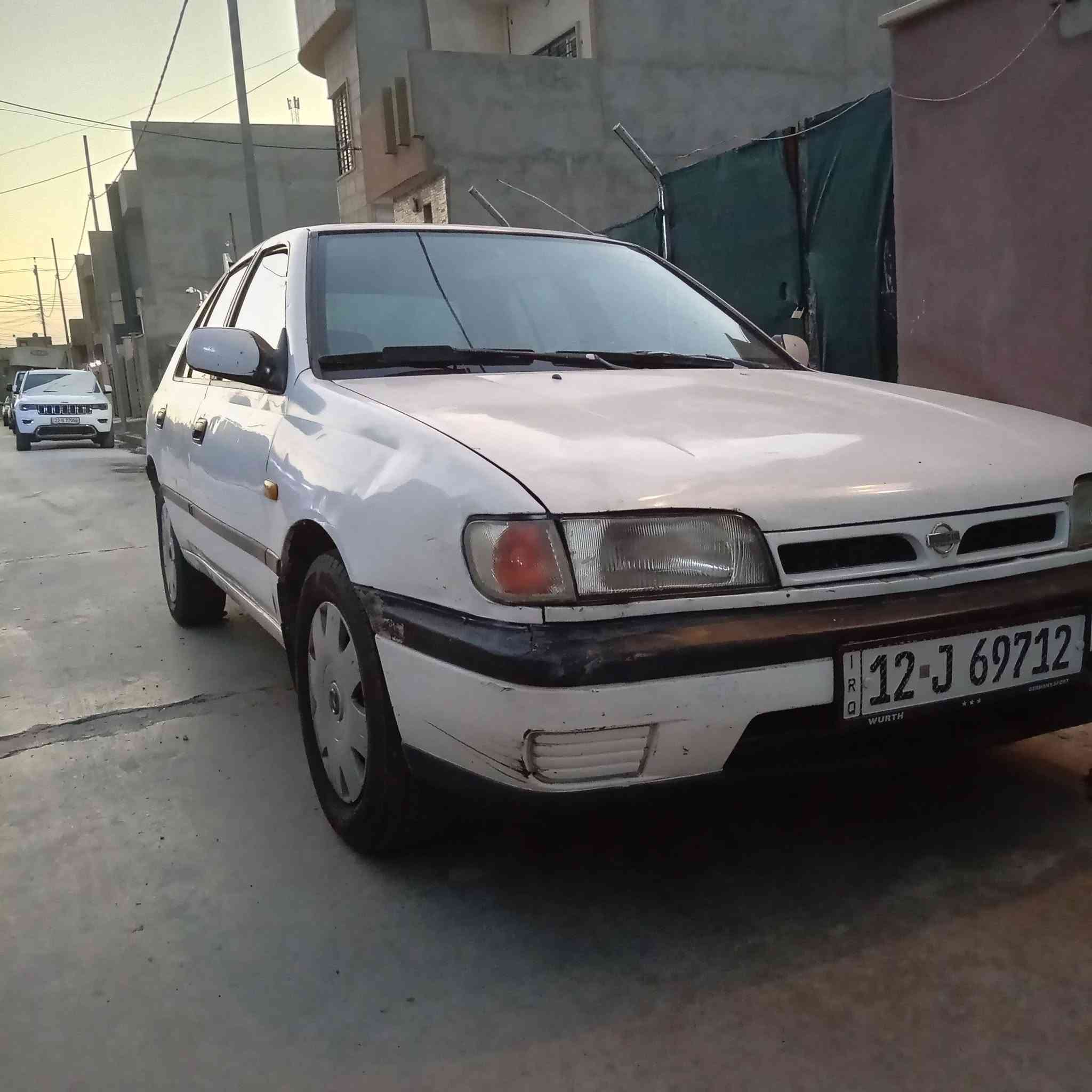 نيسان صني للبيع موديل ٩١ كير عادي شرط المحرك والكير 🕸السعر ٣٠ 
0773702754___***********
