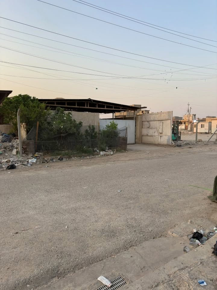 بيت البيع 160 متر واجه 10 منطقه سبع قصور مقابيل الاسعافات البيت حاهز من كلشي التواصل ***********
