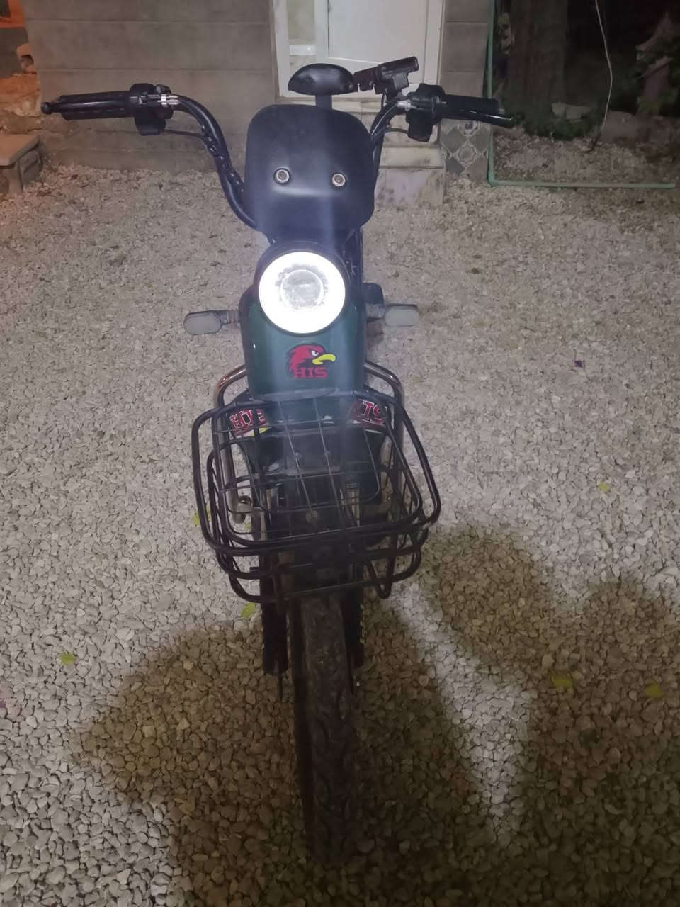 باسكل شحن • ٥ بطاريات • شغال