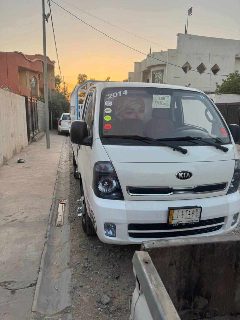 كيا فحل موديل 2014
السعر ١٣٢$ وبيها مجال 
بدون صبغ سيارة جديدة 
تايرات محور ١٤ 
رقم سنويه جديد مشروع وطني 
مكاني كركوك 
***********
