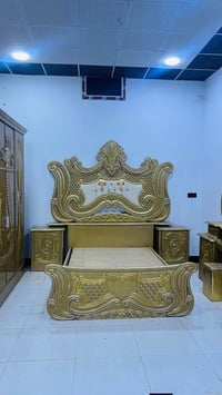 غرفة نوم • خشب عراقي • ٥ قطع