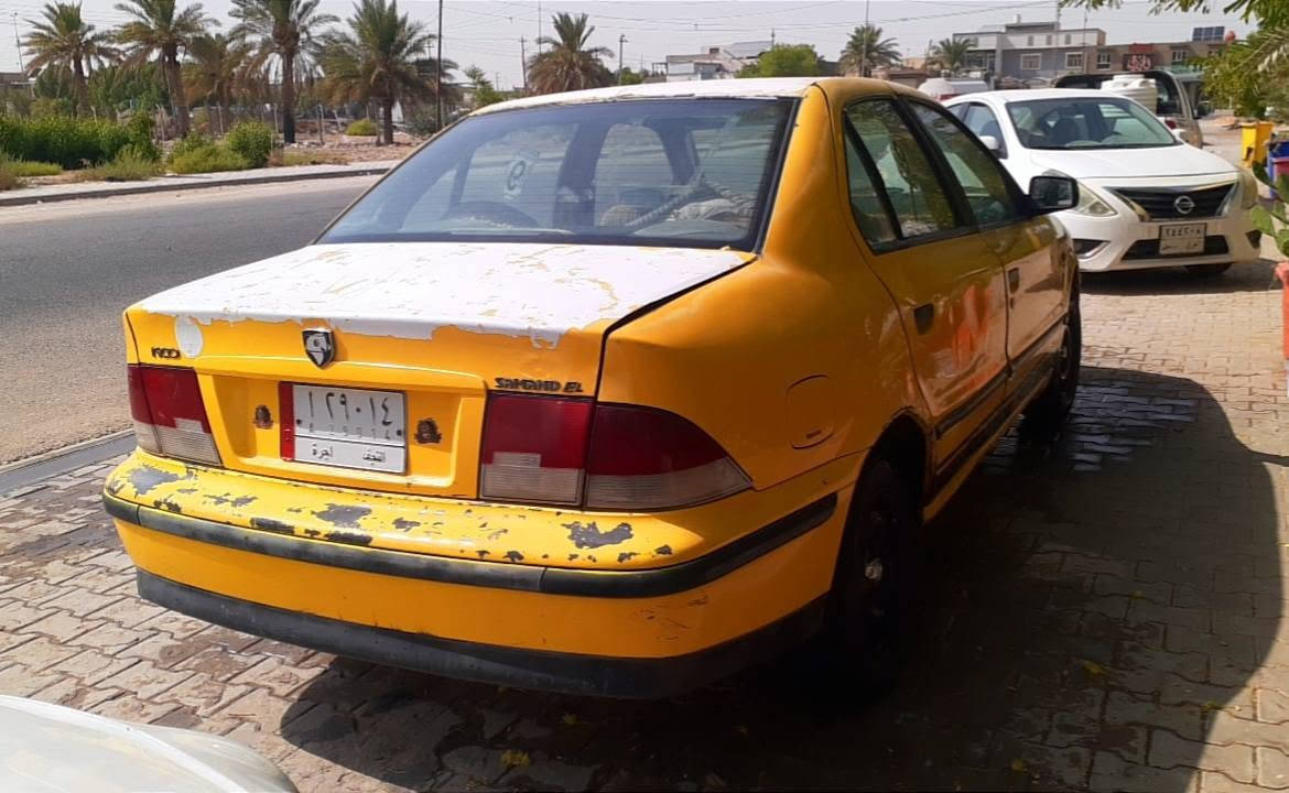 السلام عليكم سمند موديل 2009 رقم نجف تحويل ثاني يوم سياره نظيفه محرك بضعف سنويه 28 المالك نجف بسعرالبلاش 18 وبيها مجال بسيط  
عنوان نجف كوفه حي ميسان

رقم الهاتف ***********
