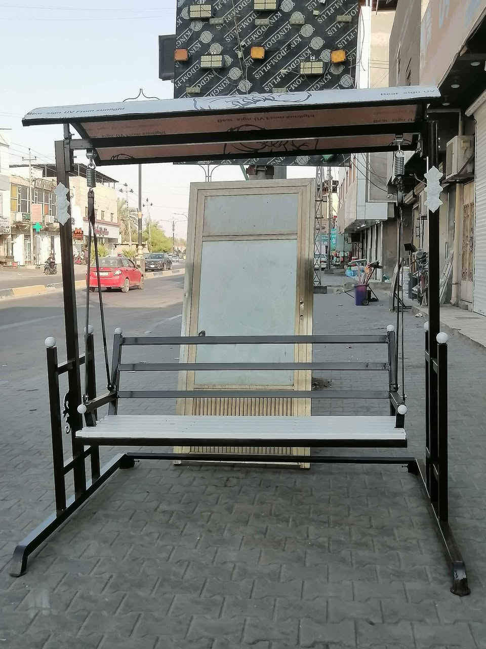 يتوفر لدينا مرجوحة تفصال جديد ٣ نفر حديد ثقيل درجه اولى عنوان البصرة ابي خصيب منطقه السبيليات مقابيل قاعه السبيليات للمناسبات علوه سيد علي للستفسار مراسله ع الخاص *********** ابو الخصيب, البصرة
