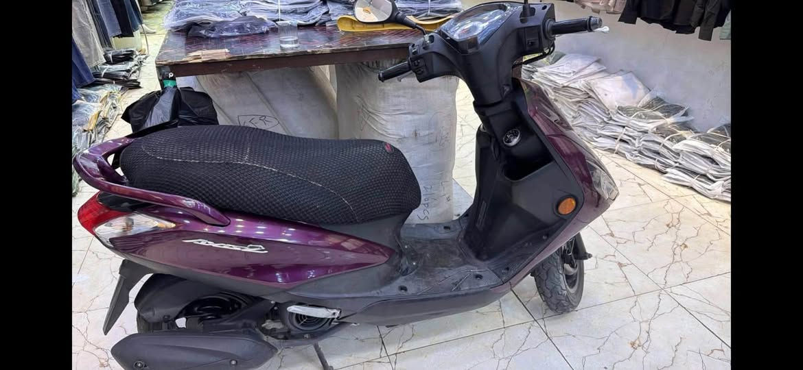 اكززZ • ياباني • ماكينة خرسة