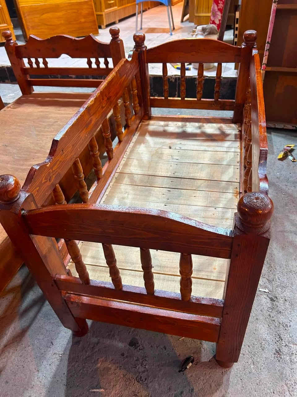 تخت طفل للبيع 👶👩‍🍼🛌 ✨✨🛎🛎
فصال شغل ميدان محجل متحرك 
للاستفسار الاتصال على الارقام
السعر 60 الف
اسيا 📞(***********)
كورك📞  (***********)
عنواننا 
الحدباء معرض ابو حسون قرب مرطبات البحرين ❄️⭕️⭕️
