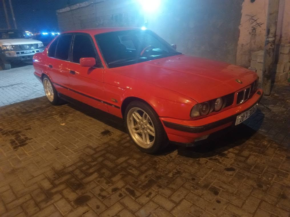 بي ام • موديل ٩٠ • حجم ٥٢٥