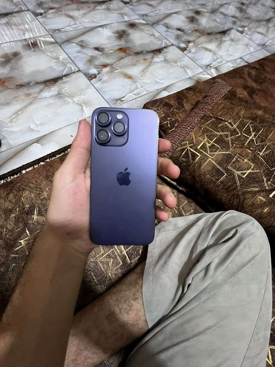 ايفون 14بروً ماكس
ذاكرة🧠:٢٥٦

بطاريه🔋:٧٨ اصل لا مستبدله ولا مرفوعه

جهاز اللون المميز : ابنفسجي

مستبدل فقط شاشه اصليه اللوان ستخدام راقي

جهاز اي خلل مابي ستخدام شخصي 

سعر جهاز ٦٧٥الف بي مجال بسيط

موقع📍:كركرك حزيران

رقم الهاتف:***********
