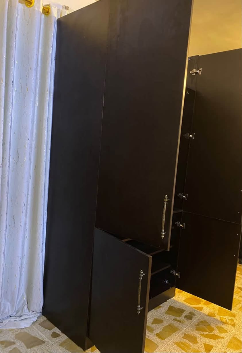 كنتور تركي جديد استعمال قليل كلش نظيف 125 الف للعلم اني مأخذه 300 الف والسكف مالته موجود بس ما مشدود
