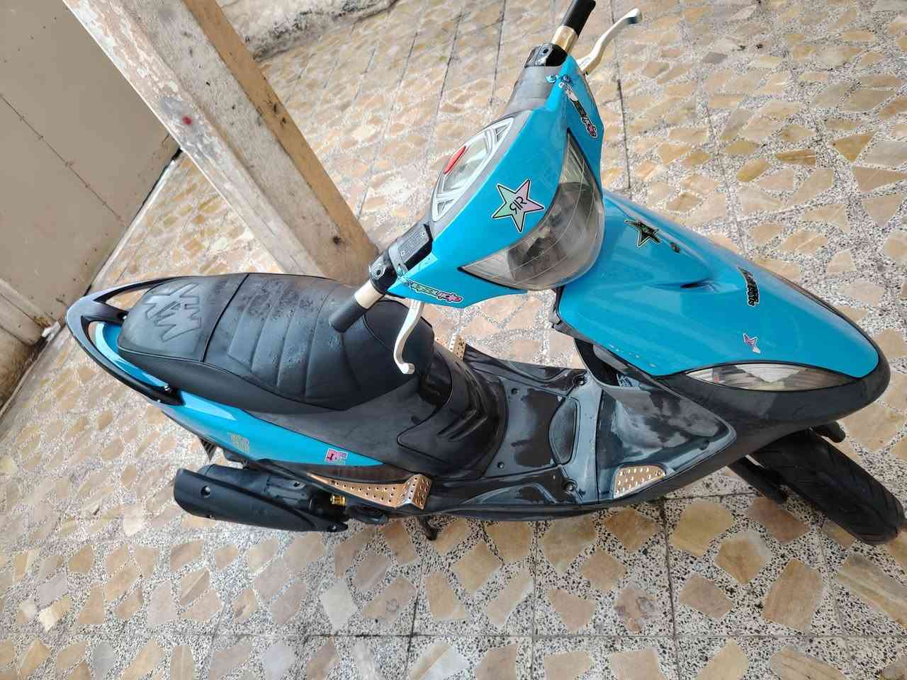 ماكس • وراق باسم • مكينه مامفتوحه