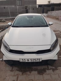 لون ابيض • مكينة ١٦٠٠ • رقم بغداد