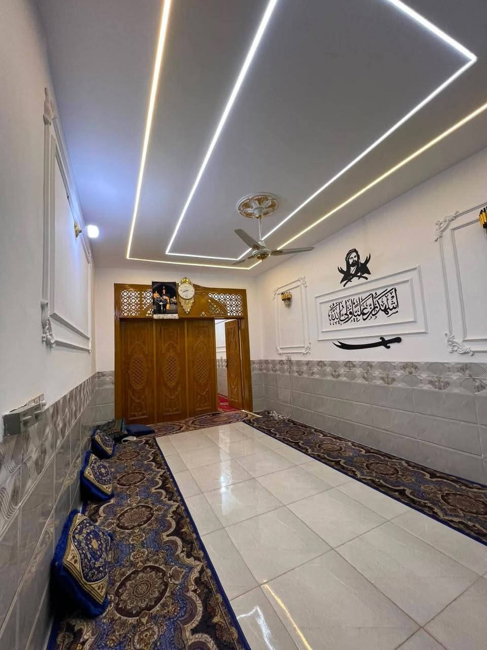 يالله يعلن مكتب النور للعقار عمود262) دار للبيع 150م
لستفسار ***********::
طابو سند25 قرار محكمه 🏢📝

موقع /نجف 🏡الأشرف شارع المطار 
#مقابل قرية الغدير 
                    سعر 60وبي مجال 
البناء درجة اولى كامل مفتاح 🔑🏡 

غرفتين /صاله/مطبخ / ستقبال/ صحيات/

بناء فول/ اساس + سقف كونكريت + طابوك

ألخدمات 🏡 ماء/كهرباء/مدارس/سوق/تبليط/لحد الباب

