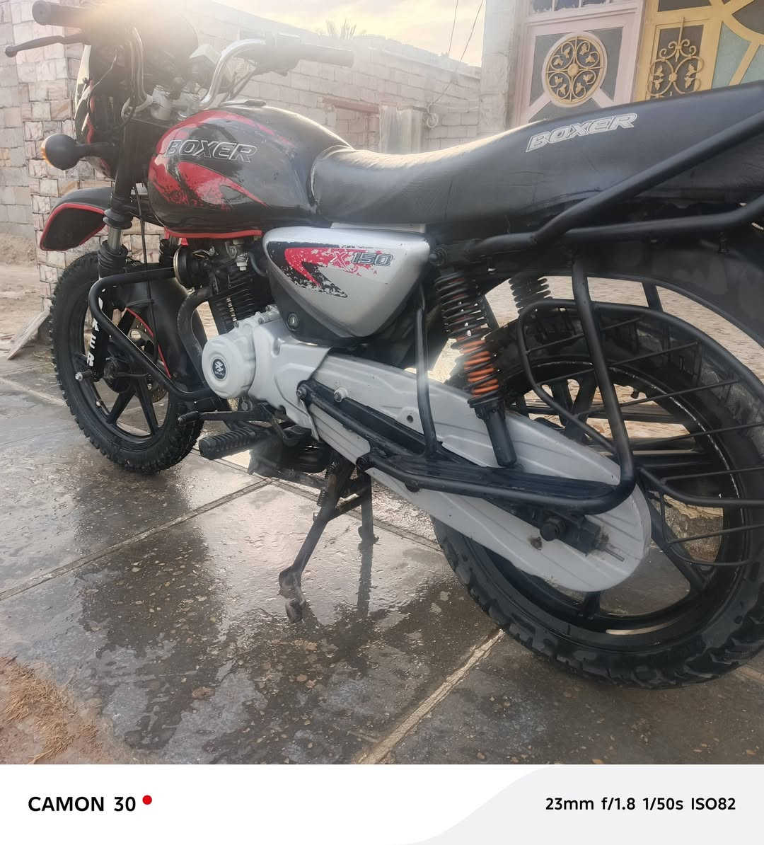 درجه بوكسر للبيع موديل 2021 اوراق اصولي  وعوز شغلات بصيطة السعر 950 وبيه مجال لشراي ***********

نص مكتوب في الصور:
- CAMON 30 23mm f/1.8 1/67s ISO121