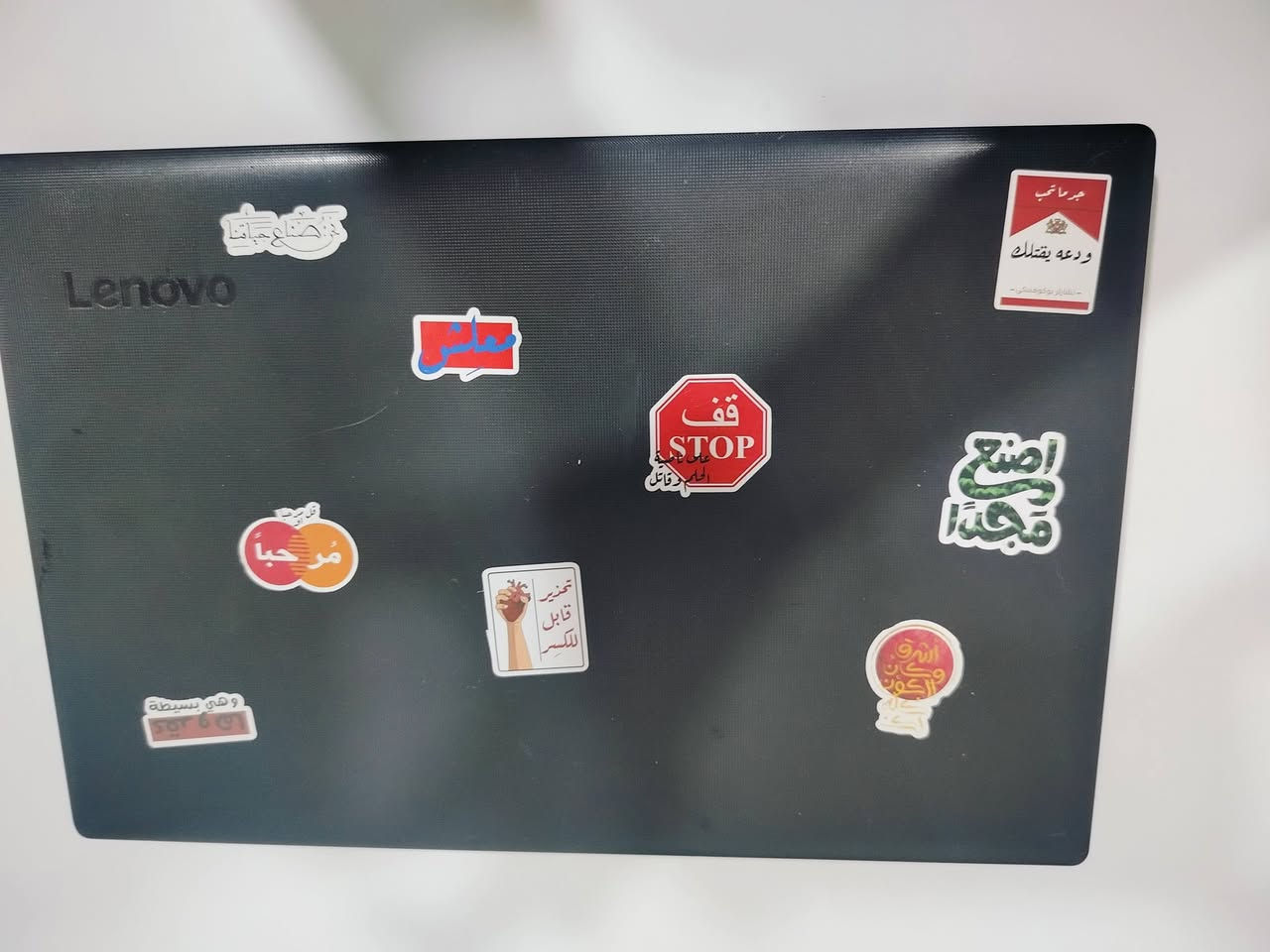 لابتوب Lenovo 
استعمال نظيف سعر 250 الف 
للتواصل واتساب ***********
